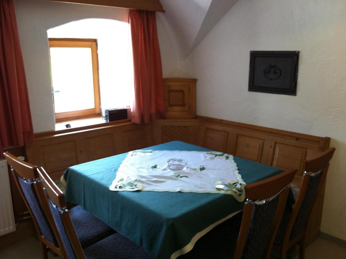 Alpenbauernhaus Vorderbrandthof Saalbach-Hinterglemm Habitación foto